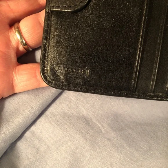 Coach New York black leather bifold wallet - Picture 4 of 7